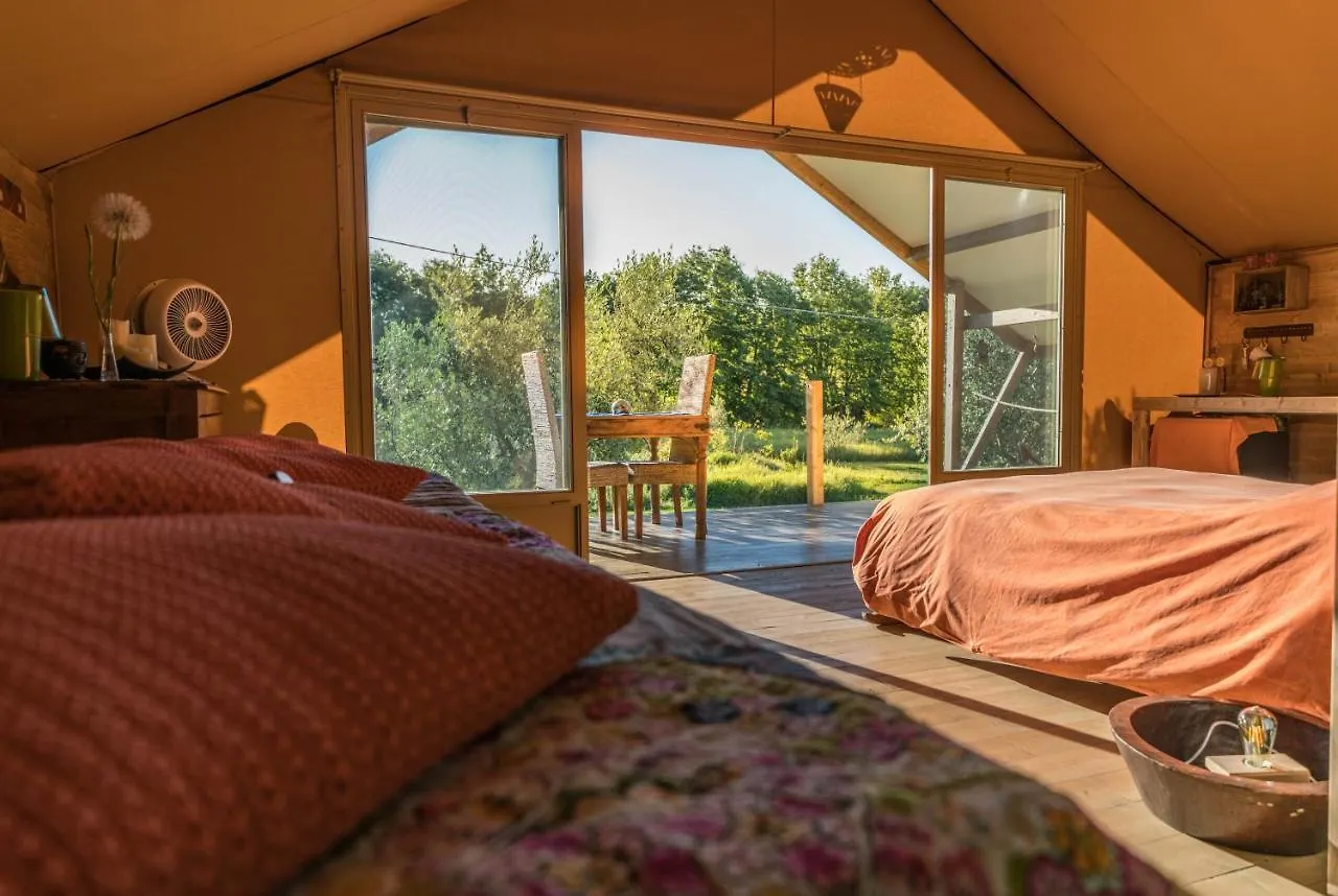 Glamping In Toscana, Luxury Tents In Agriturismo Biologico Hotel Sorano  Italy